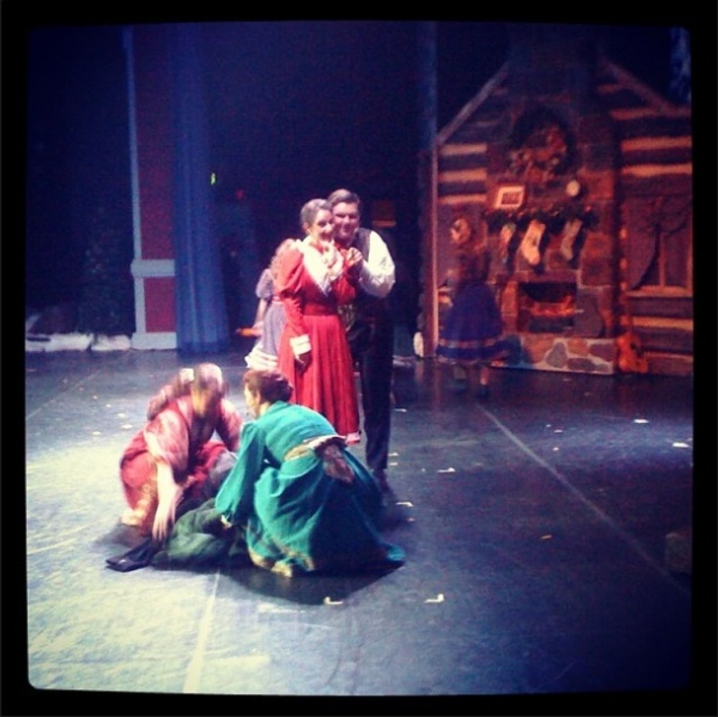 Photo Flash: Saturday Intermission Pics, Dec 15, Part 2 - More Heartfelt Newtown Tributes and Christmas Cheer!  Image