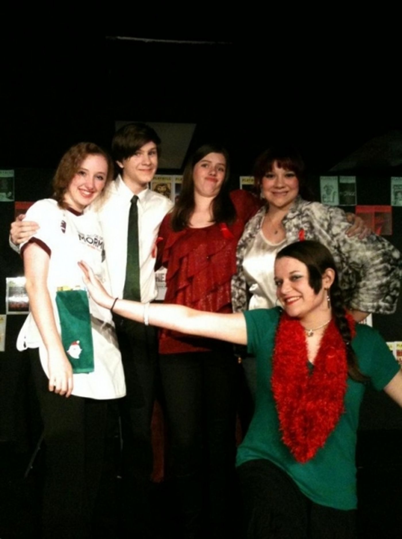 Photo Flash: Saturday Intermission Pics, Dec 15, Part 2 - More Heartfelt Newtown Tributes and Christmas Cheer!  Image