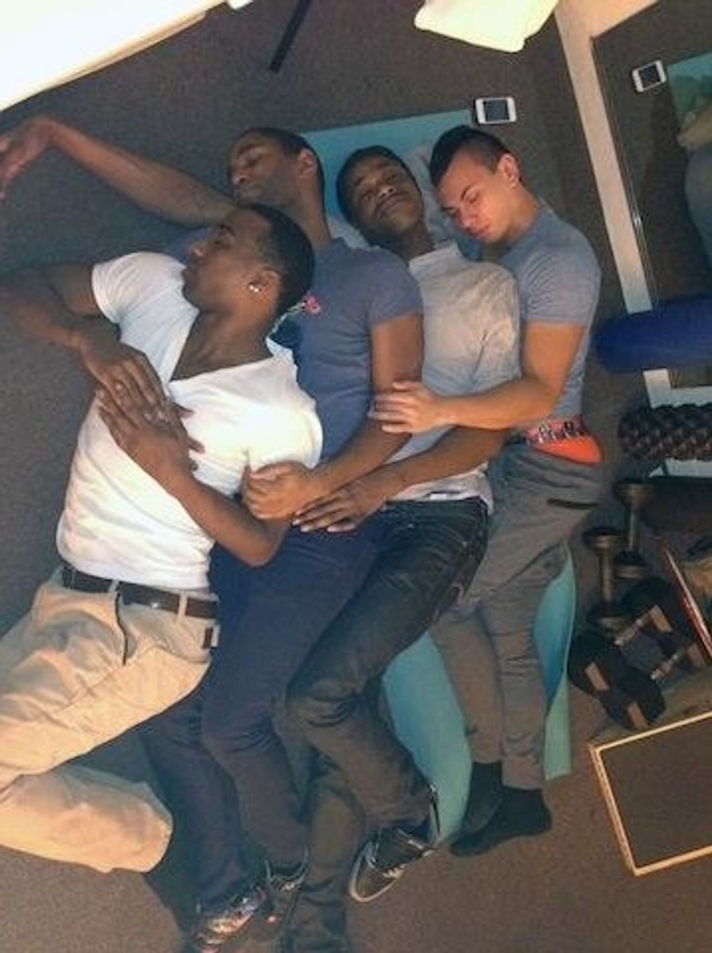 Photo Flash: Saturday Intermission Pics, Dec 15, Part 2 - More Heartfelt Newtown Tributes and Christmas Cheer!  Image