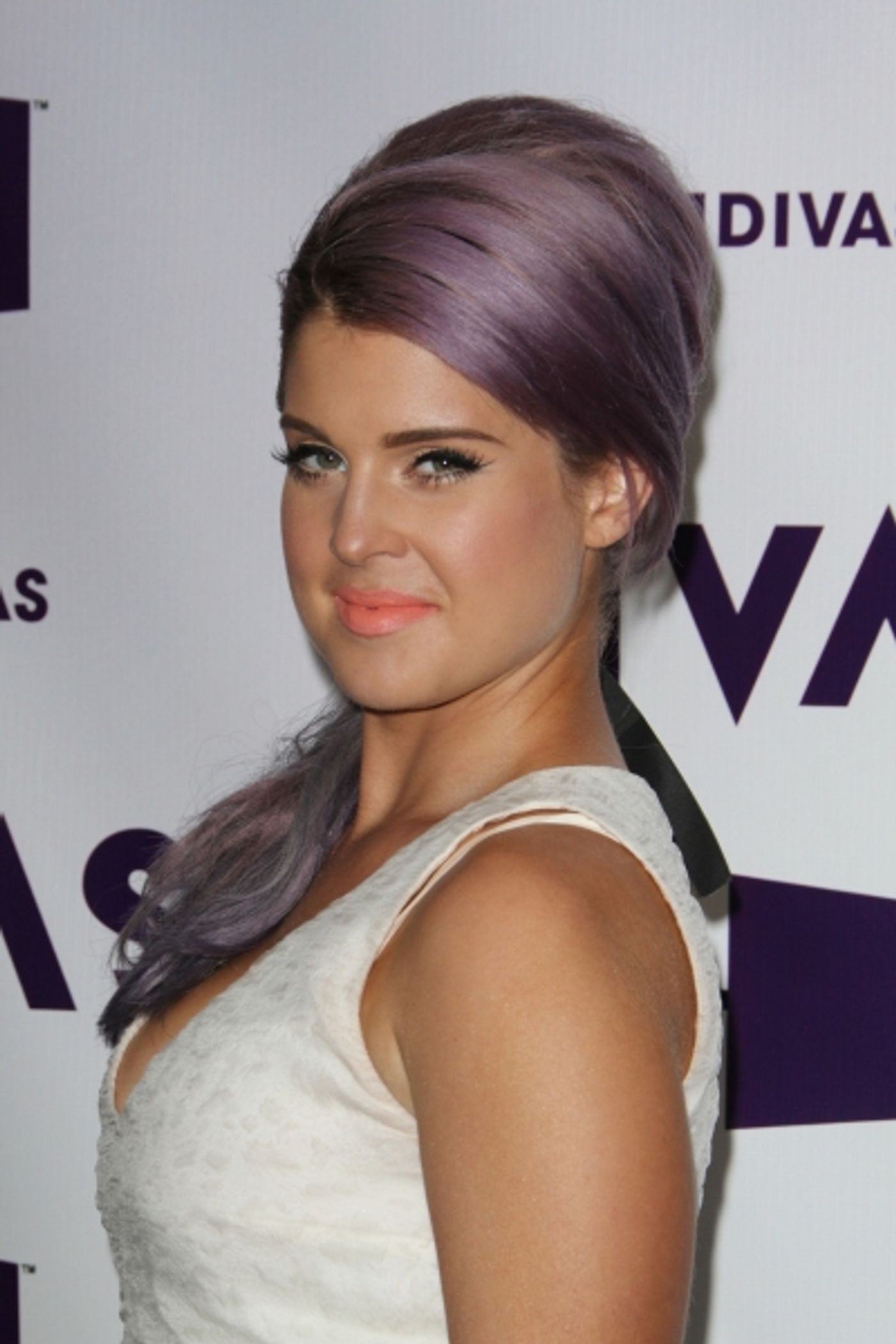 Photo Flash: On the Red Carpet at Last Night's VH1 DIVAS  Image
