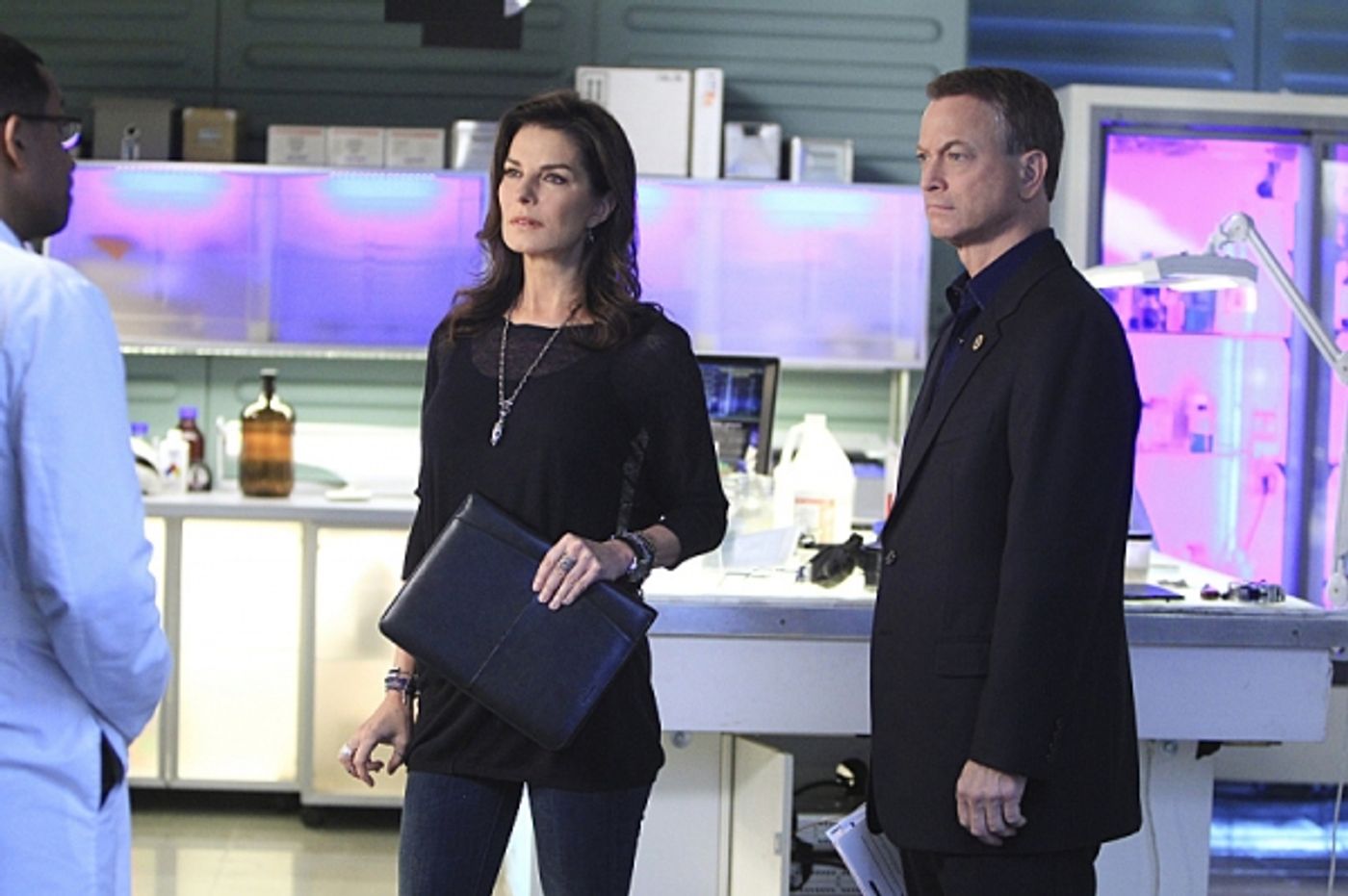Photo Flash: First Look - CSI: NY's Winter Return, 'Command+P,' Airing 1/4  Image