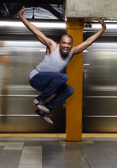 Leslie Odom Jr Photo