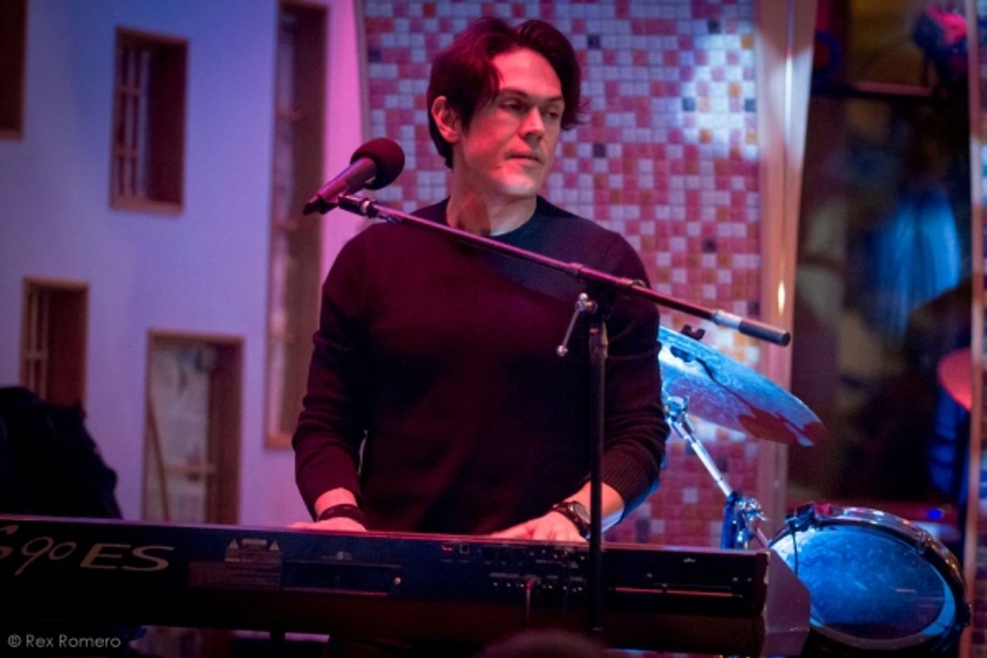 Photo Coverage: MiG Ayesa's Solo Rock Concert in Queens  Image