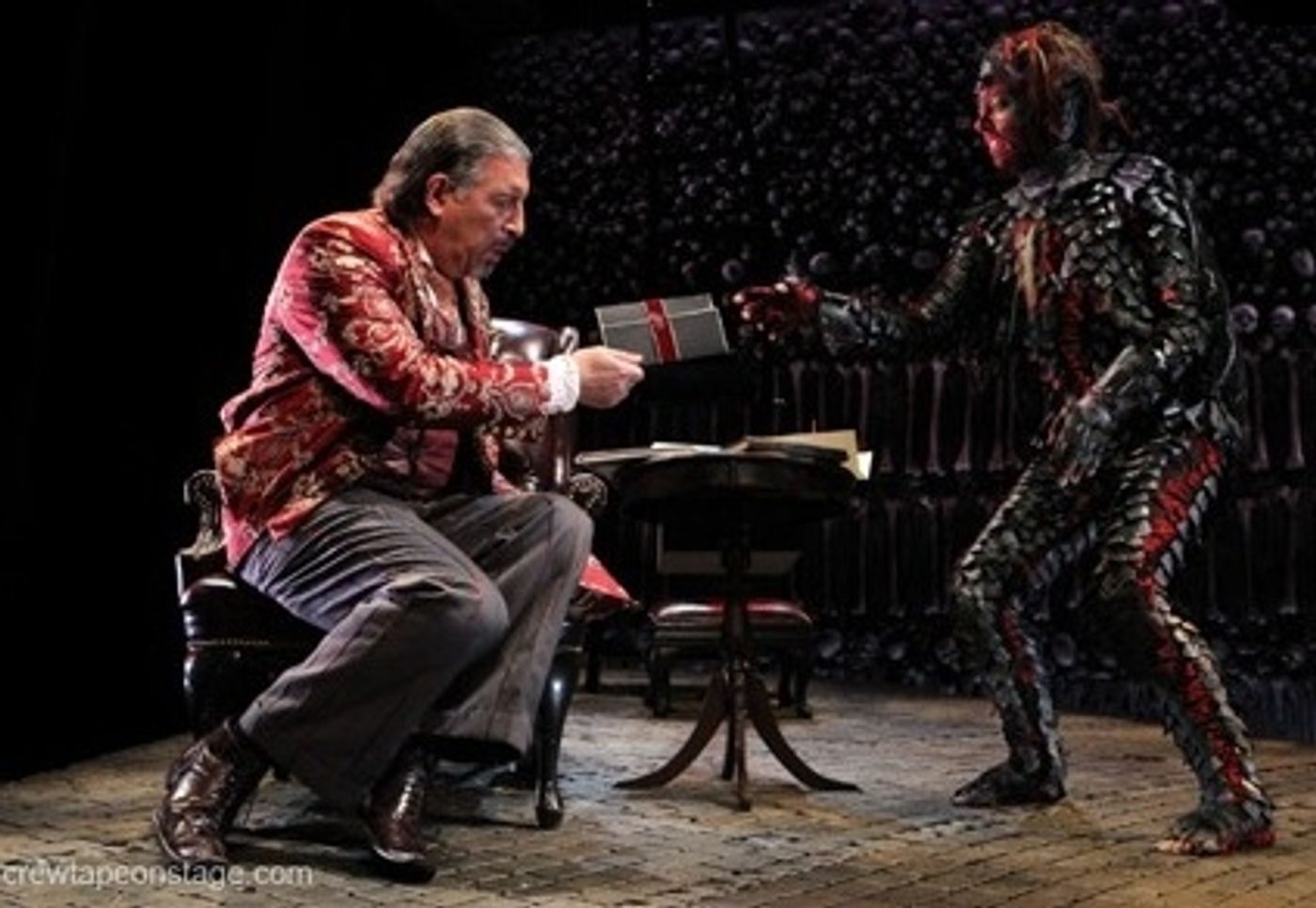 Photo Flash: First Look at Max McLean and Karen Eleanor Wight in THE SCREWTAPE LETTERS  Image