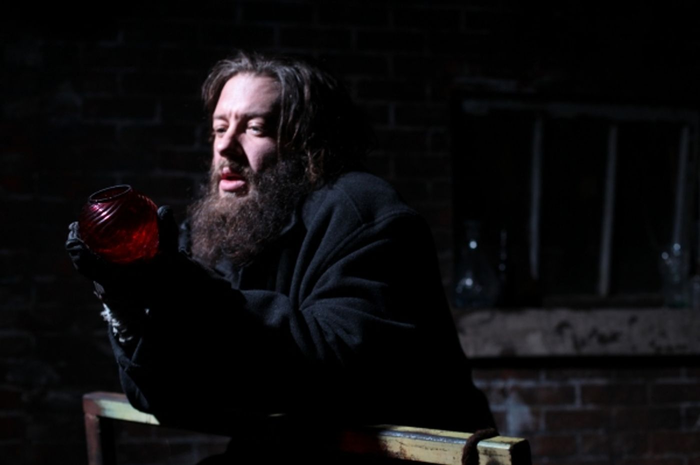 Photo Flash: First Look at Mary-Arrchie Theatre Co.'s THE GLASS MENAGERIE  Image