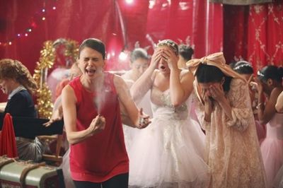 SUTTON FOSTER, KAITLYN JENKINS, JULIA GOLDANI TELLES Photo