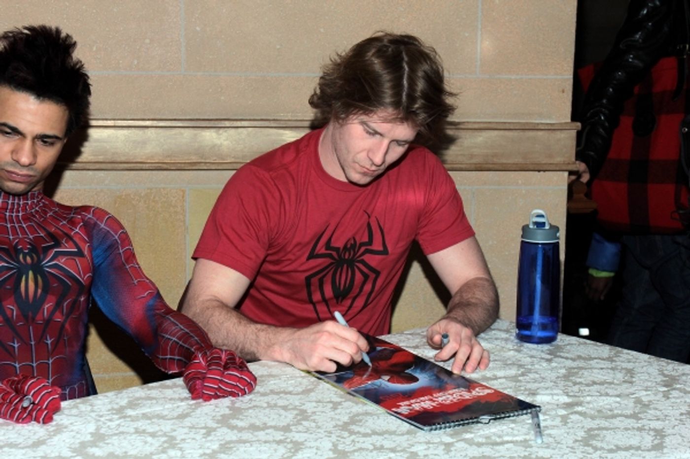 Photo Coverage: Reeve Carney & SPIDER-MAN Cast Sign 2013 Calendars! Photo Coverage: Reeve Carney & SPIDER-MAN Cast Sign 2013 Calendars! Image