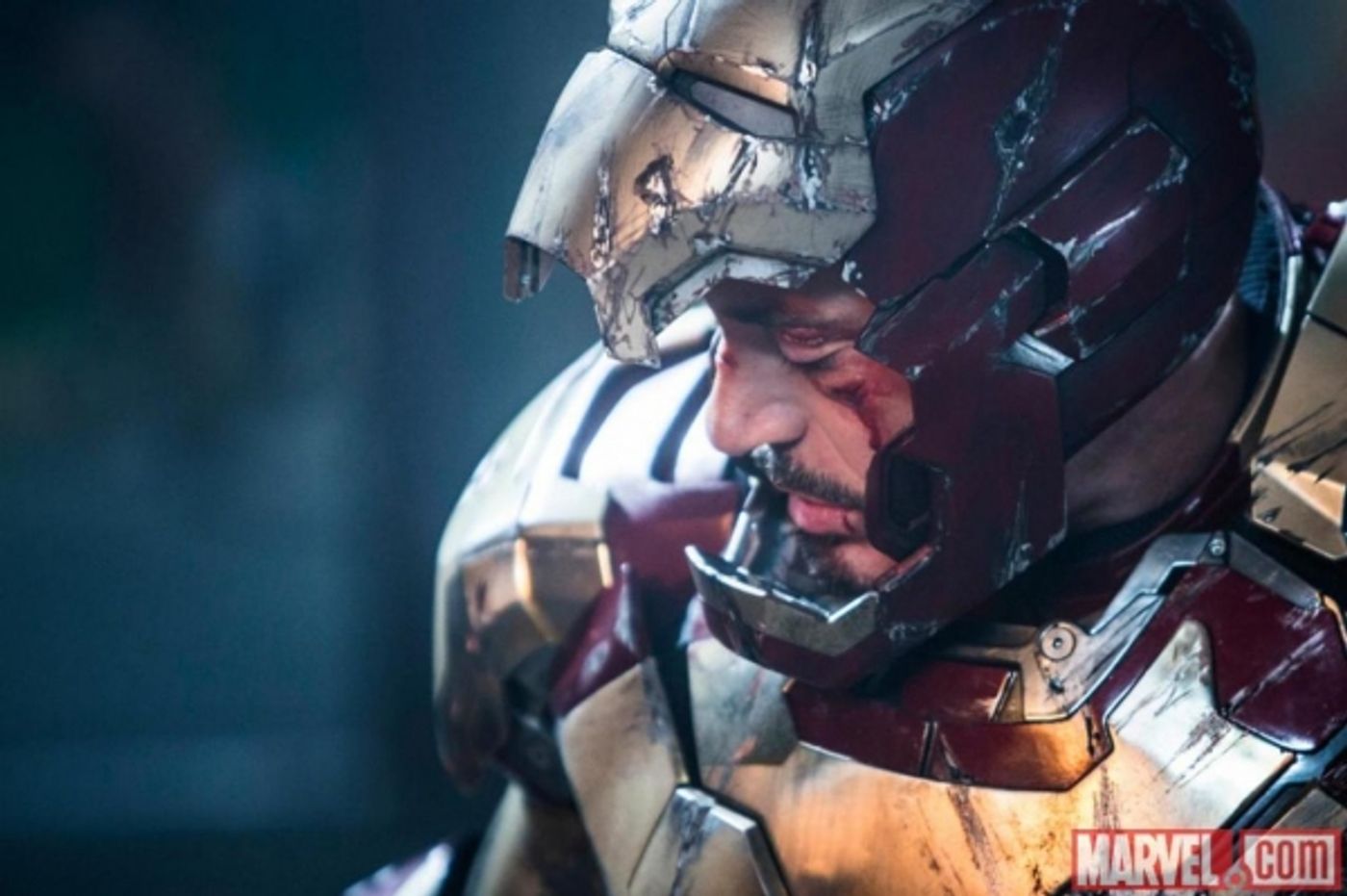 Photo Flash: New Still of Robert Downey Jr. in IRON MAN 3 Photo Flash: New Still of Robert Downey Jr. in IRON MAN 3 Image