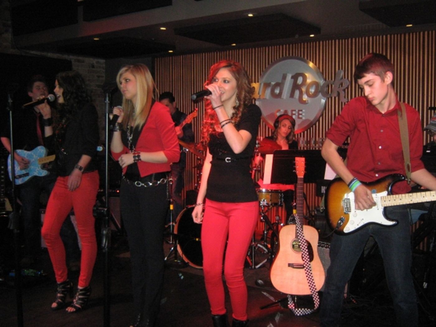 Photo Flash: Hard Rock Cafe Nashville Welcomes Jetset Getset and Other Rising Artists! Photo Flash: Hard Rock Cafe Nashville Welcomes Jetset Getset and Other Rising Artists! Image