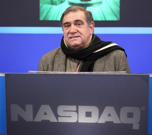 Dan Lauria @ BroadwayWorld Dan Lauria Photo