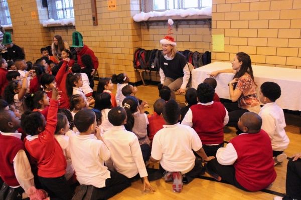 Photo Flash: Brooke Jackman Foundation Visits PS362  Image