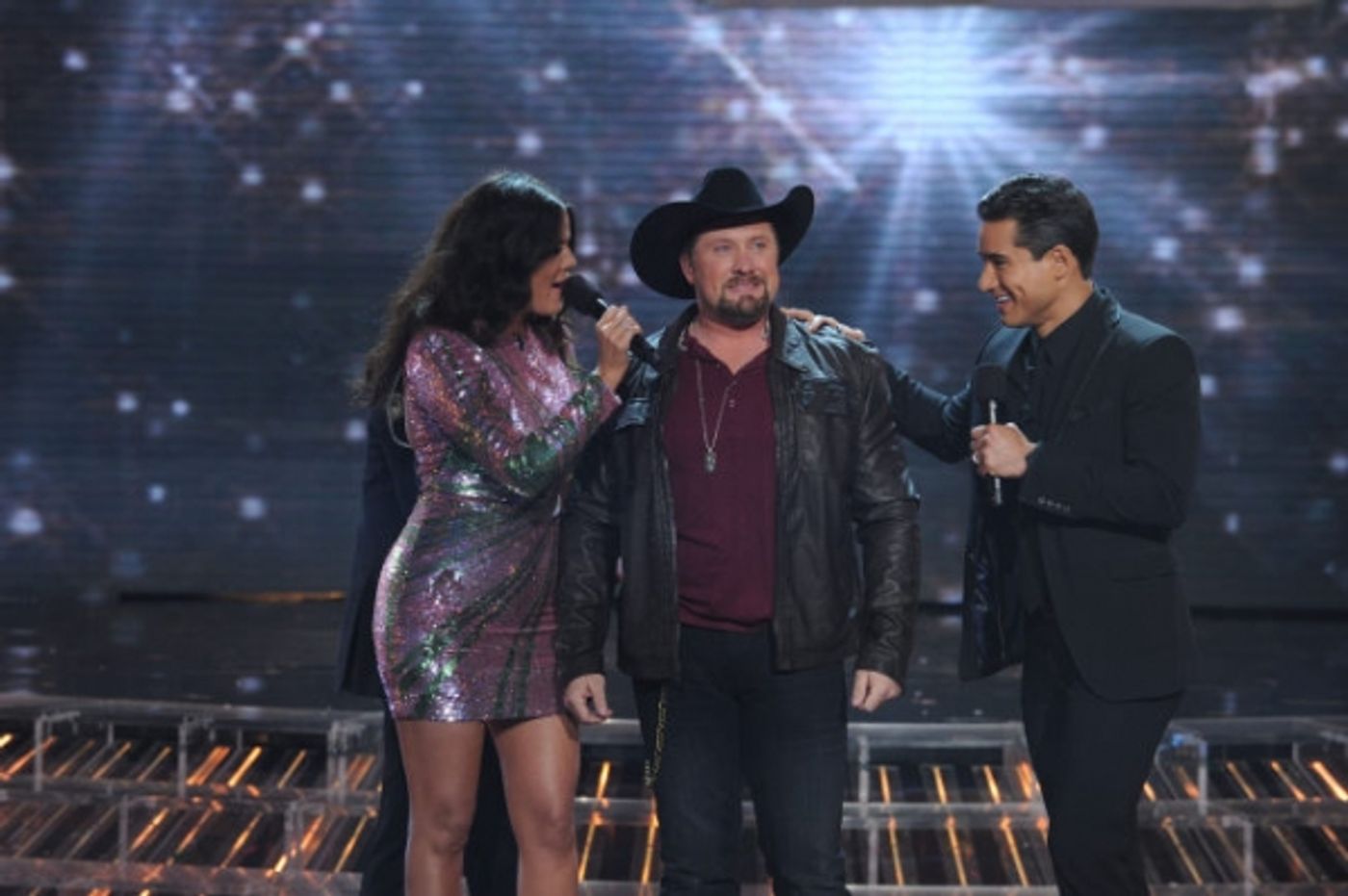 Photo Flash: Extended Look - Last Night's X FACTOR FINALE!  Image