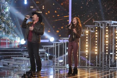 Tate Stevens, Carly Rose Sonenclar Photo