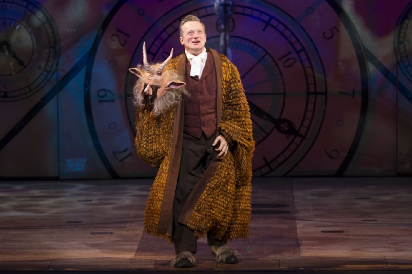 Photo Coverage: New WICKED Cast At Media Night Curtain Call!  Image