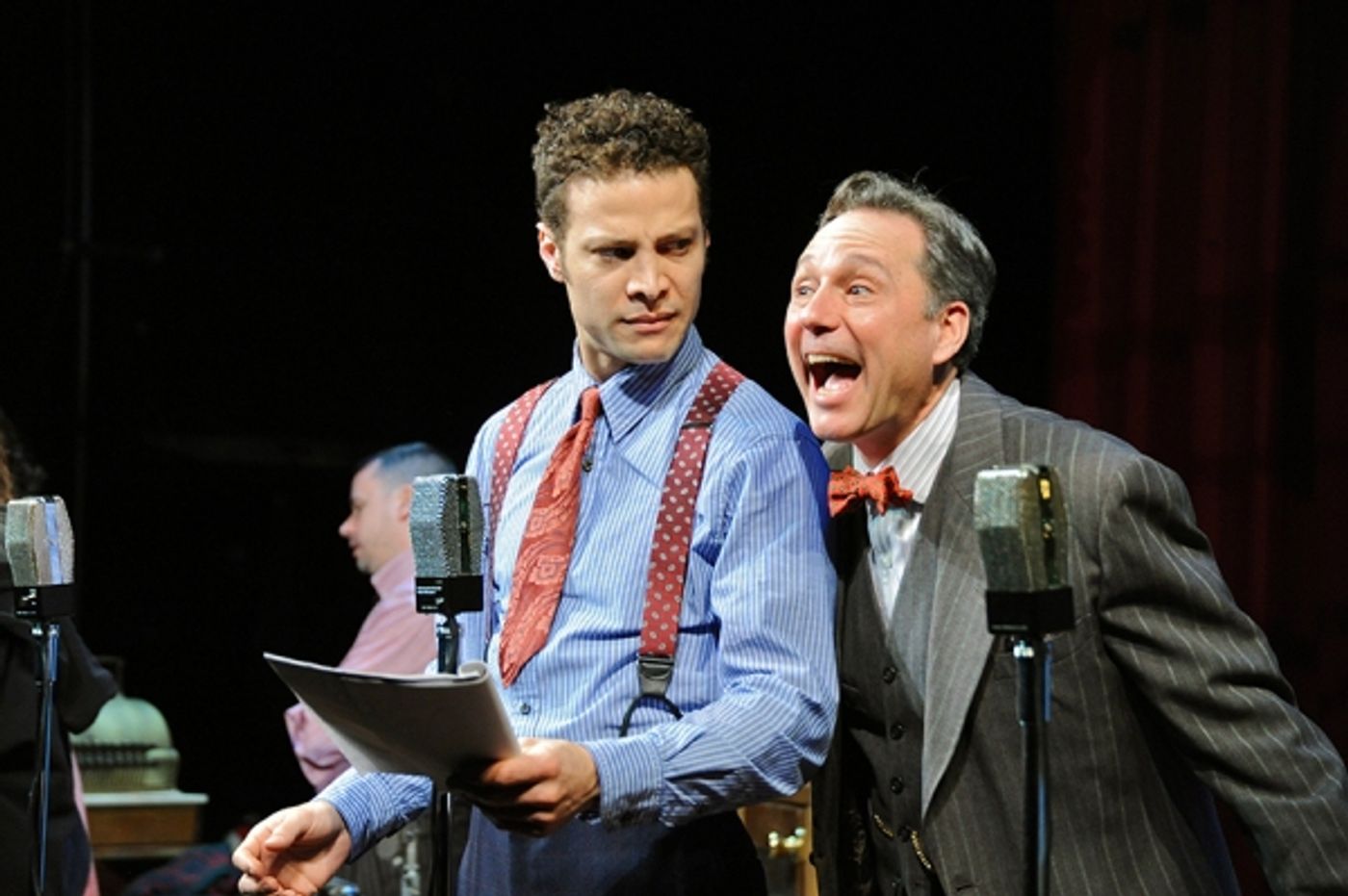 Photo Flash: First Look at Justin Guarini, Lauren Molina, Jill Paice and More in Bucks County's IT'S A WONDERFUL LIFE  Image