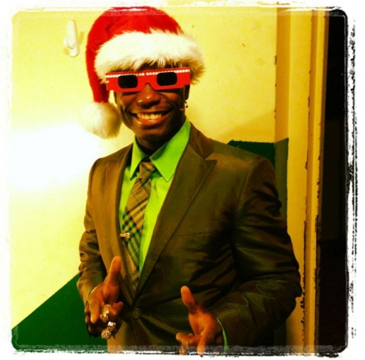 Photo Flash: Saturday Intermission Pics, Dec 22, Christmas Edition - NICE WORK Does CHARLIE BROWN and More!  Image