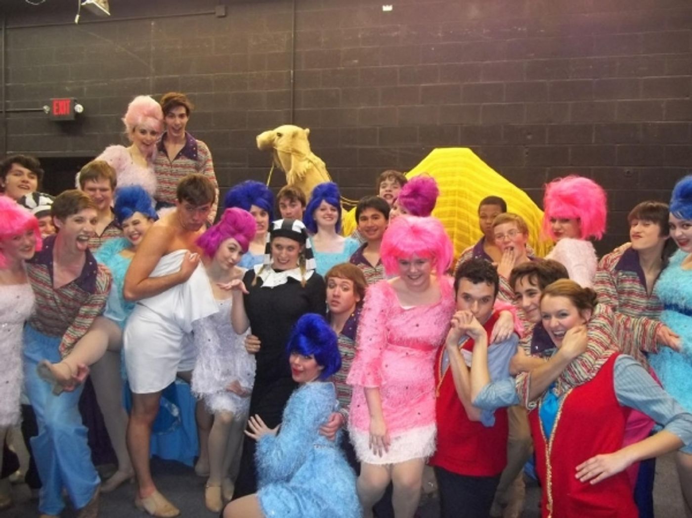 Photo Flash: Saturday Intermission Pics, Dec 22, Part 2 - Holiday Edition - DROOD's Bieber Christmas Wish and More!  Image