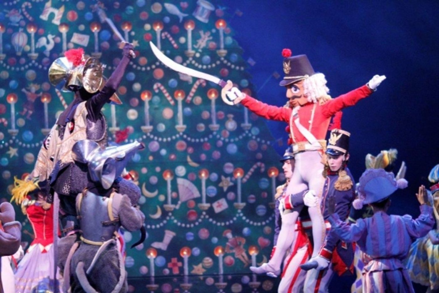 Photo Flash: Patricia Kennedy Hosts Wounded Vets at Joffrey Ballet's NUTCRACKER  Image