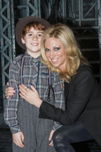 Photo Flash: Deborah Gibson Visits NEWSIES — photo 2 of 2