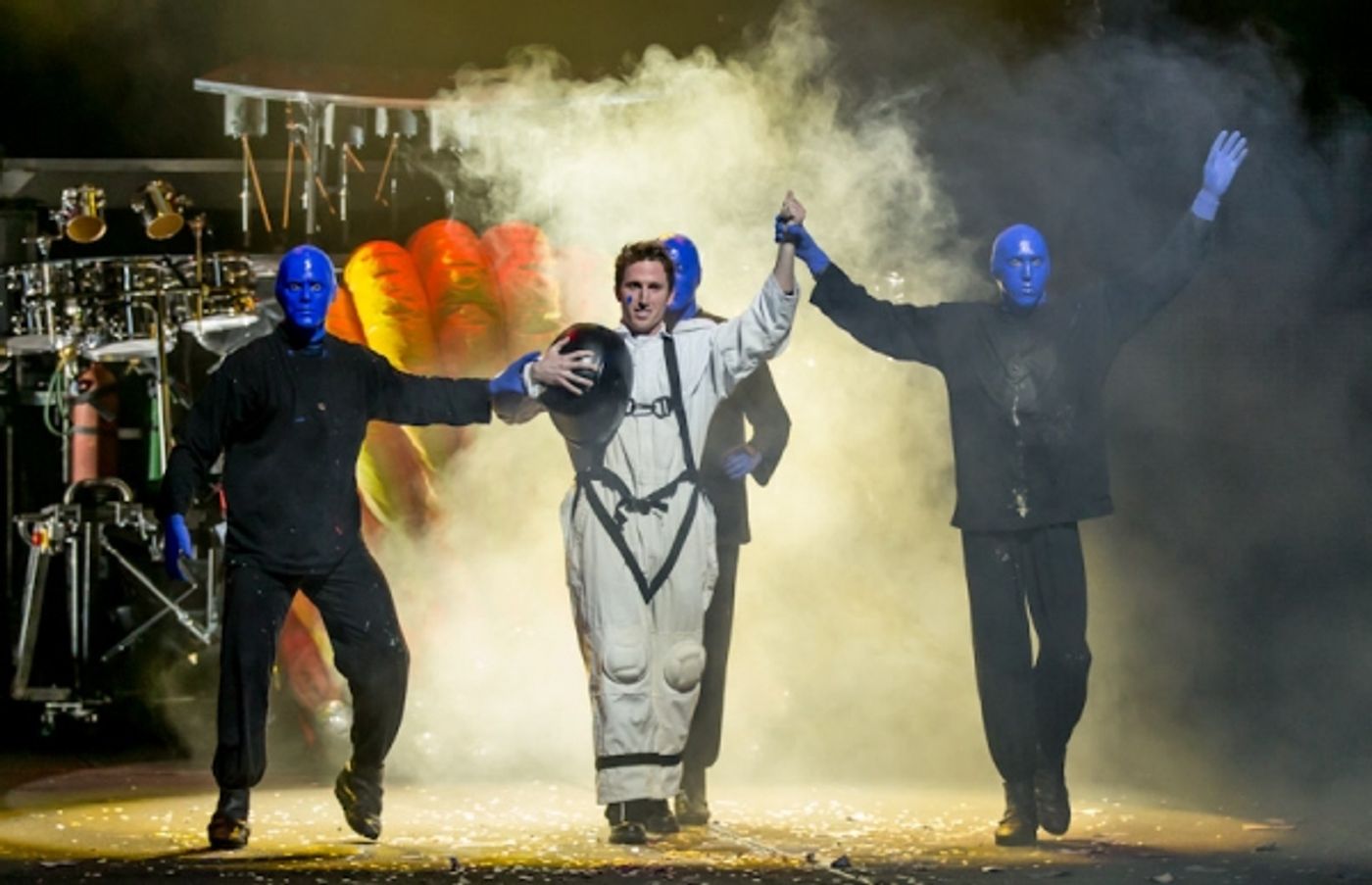 Photo Flash: Blue Man Group Hosts Boise State University and University of Washington's Football Teams at MAACO Bowl Las Vegas' Official Show Night  Image