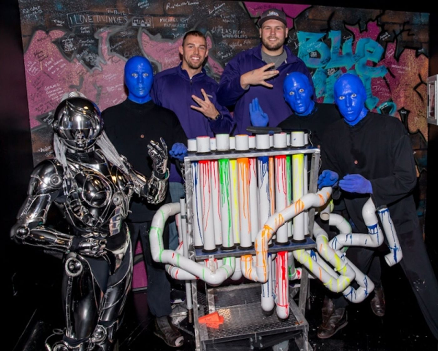 Photo Flash: Blue Man Group Hosts Boise State University and University of Washington's Football Teams at MAACO Bowl Las Vegas' Official Show Night  Image