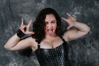 Leslie Sharp as Maureen Johnson Photo