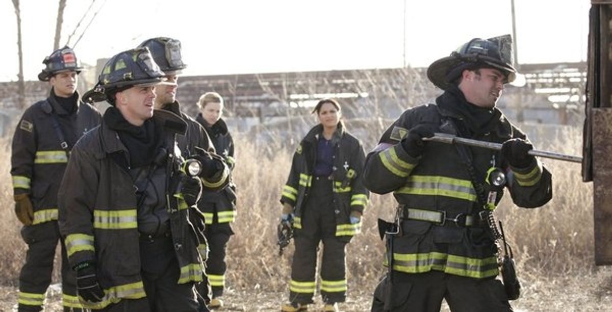 Charlie Barnett, David Eigenberg, Jesse Spencer, Lauren German, Monica Raymund, Taylor Kinney at 