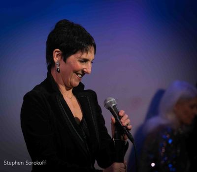 Loni Ackerman Photo