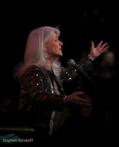 Jamie deRoy Photo