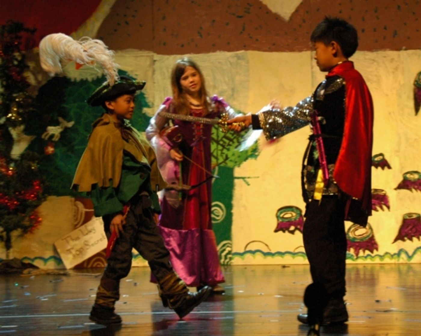 Photo Flash: Beijing Playhouse Academy of Performing Arts' HOLLY JOLLY ROBIN HOOD  Image