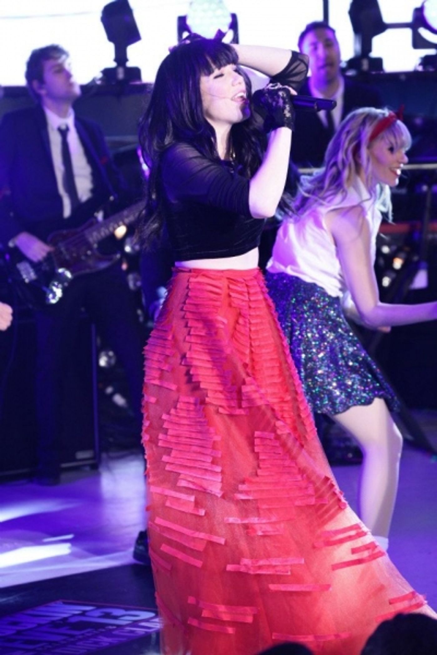 Photo Coverage: MDQ, Psy, Jepsen at 2013 New Year's Eve in Times Square Image