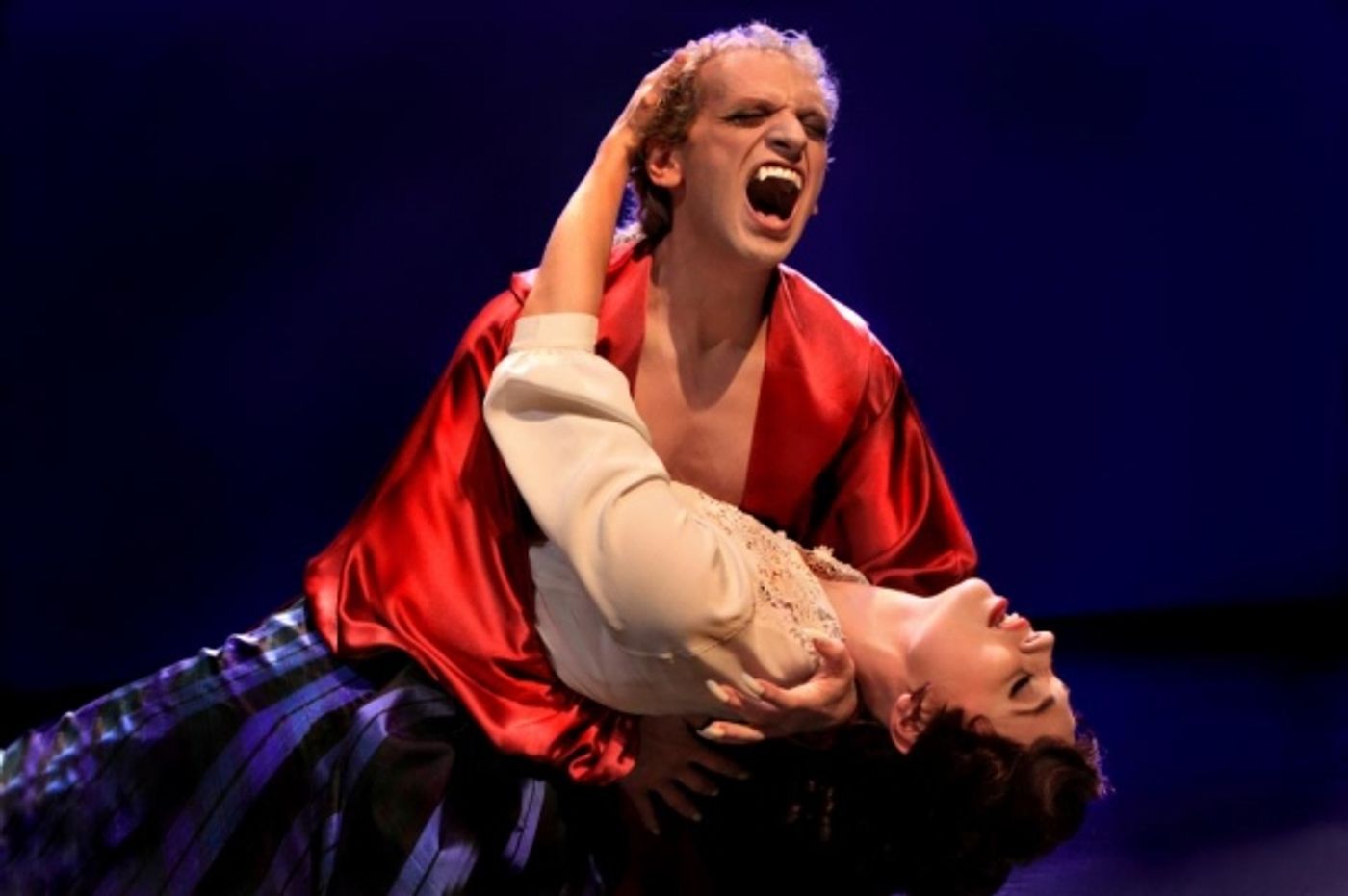 Photo Flash: First Look at DRACULA  Image