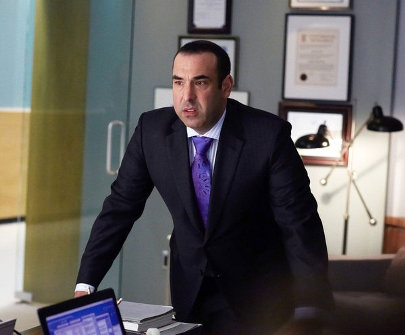 Photo Flash: First Look at SUITS' Winter Return, 1/17  Image