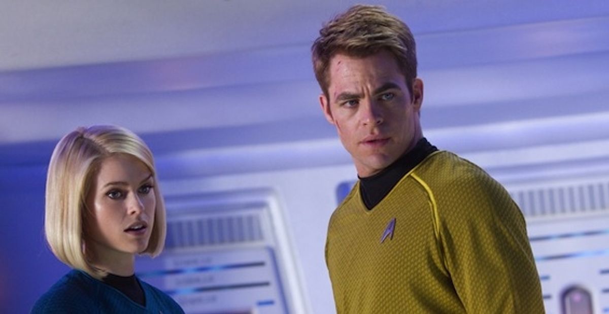 Alice Eve, Chris Pine