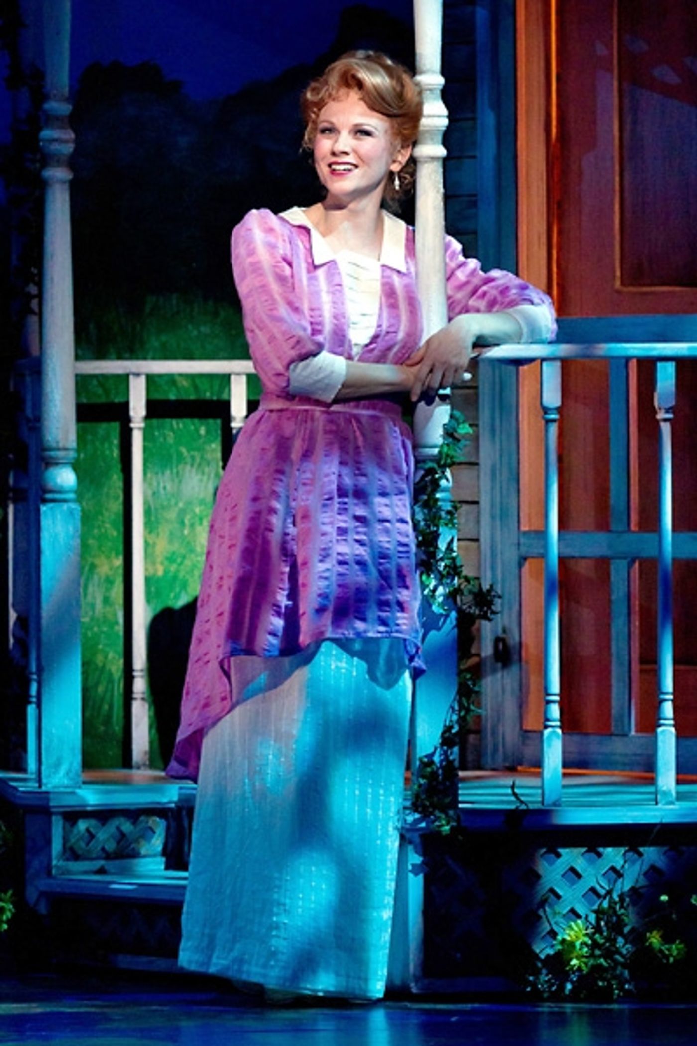 Photo Flash: First Look at Jeffrey Coon, Jennifer Hope Wills and More in Walnut Street's THE MUSIC MAN  Image