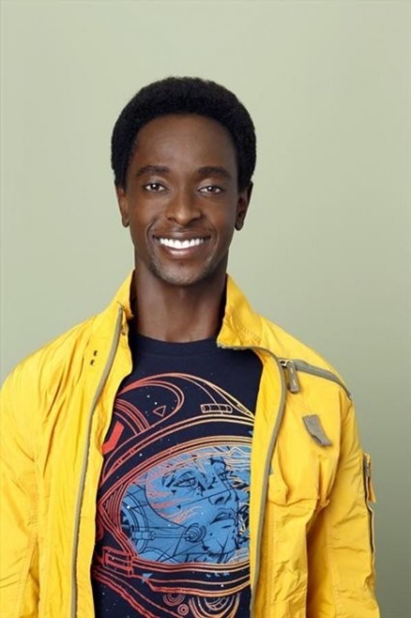 Edi Gathegi Photo