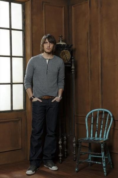 Scott Michael Foster  Photo