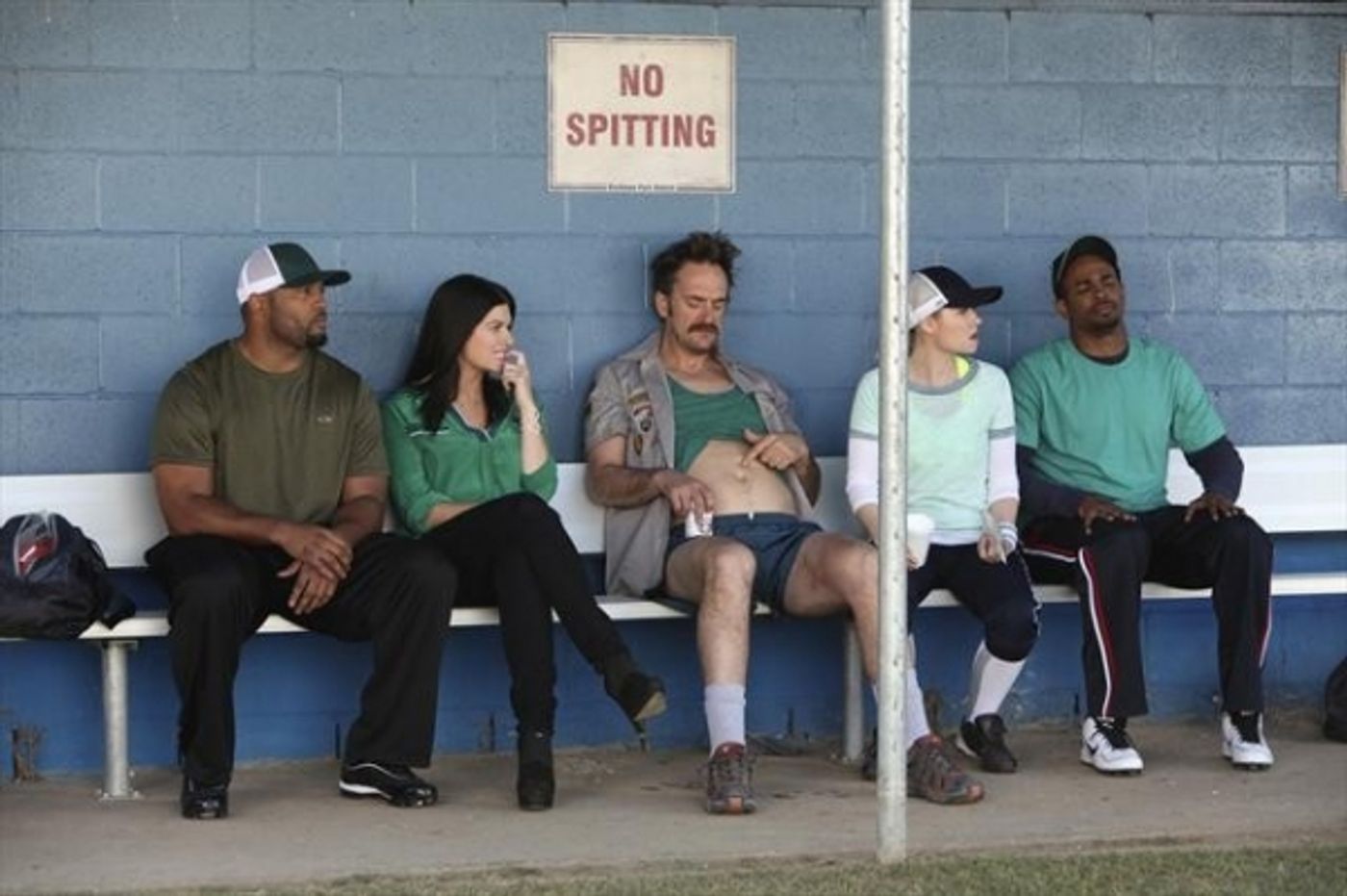 Photo Flash: First Look - HAPPY ENDINGS' 'Kickball 2: The Kickening,' Airing 1/13  Image