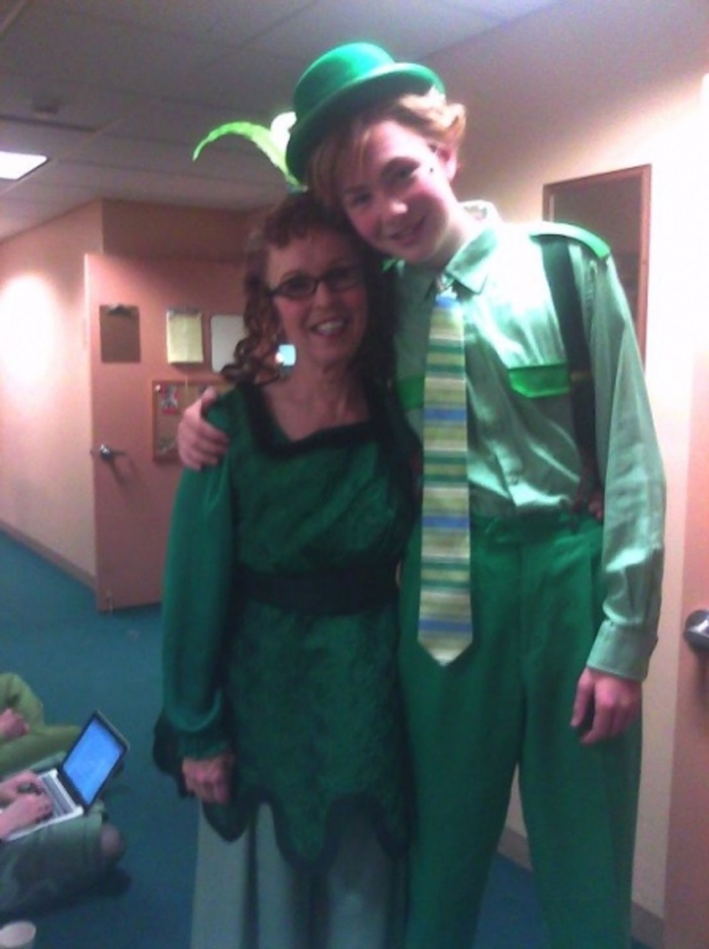 Photo Flash: Saturday Intermission Pics, Jan 5 - Toronto's THE WIZARD OF OZ, Max von Essen's Favorite 2012 #SIPS and More!  Image