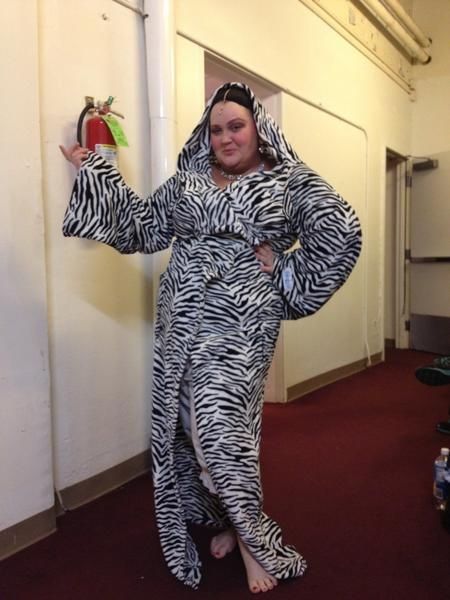 Photo Flash: Saturday Intermission Pics, Jan 6, Part 2 - BEAUTY AND THE BEAST Does LES MIS, FLASHDANCE THE MUSICAL and More!  Image