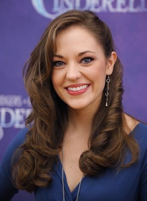 Laura Osnes Photo