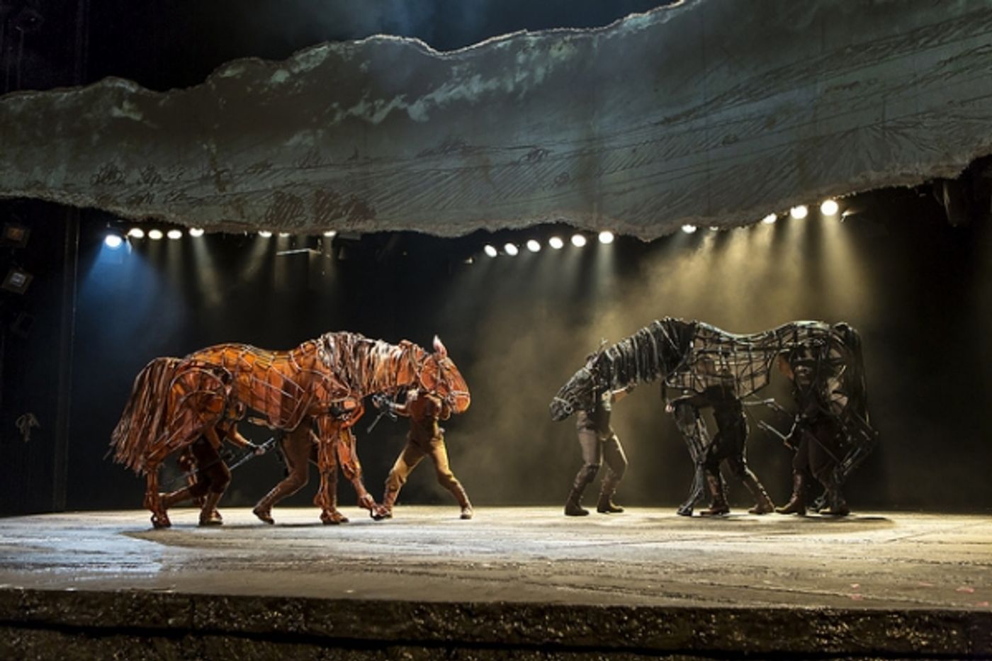 Photo Flash: First Look at Andrew Veenstra, Angela Reed and More in US National Tour of WAR HORSE  Image