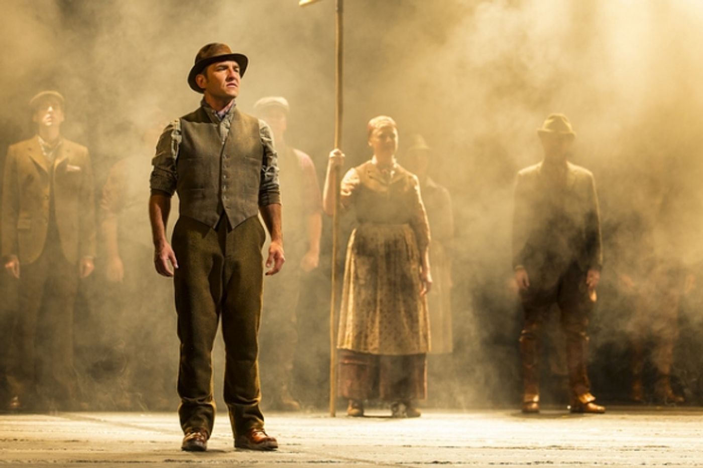 Photo Flash: First Look at Andrew Veenstra, Angela Reed and More in US National Tour of WAR HORSE  Image