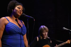 Jennifer Whitcomb-Oliva, accompanied by Jill Sissell Photo