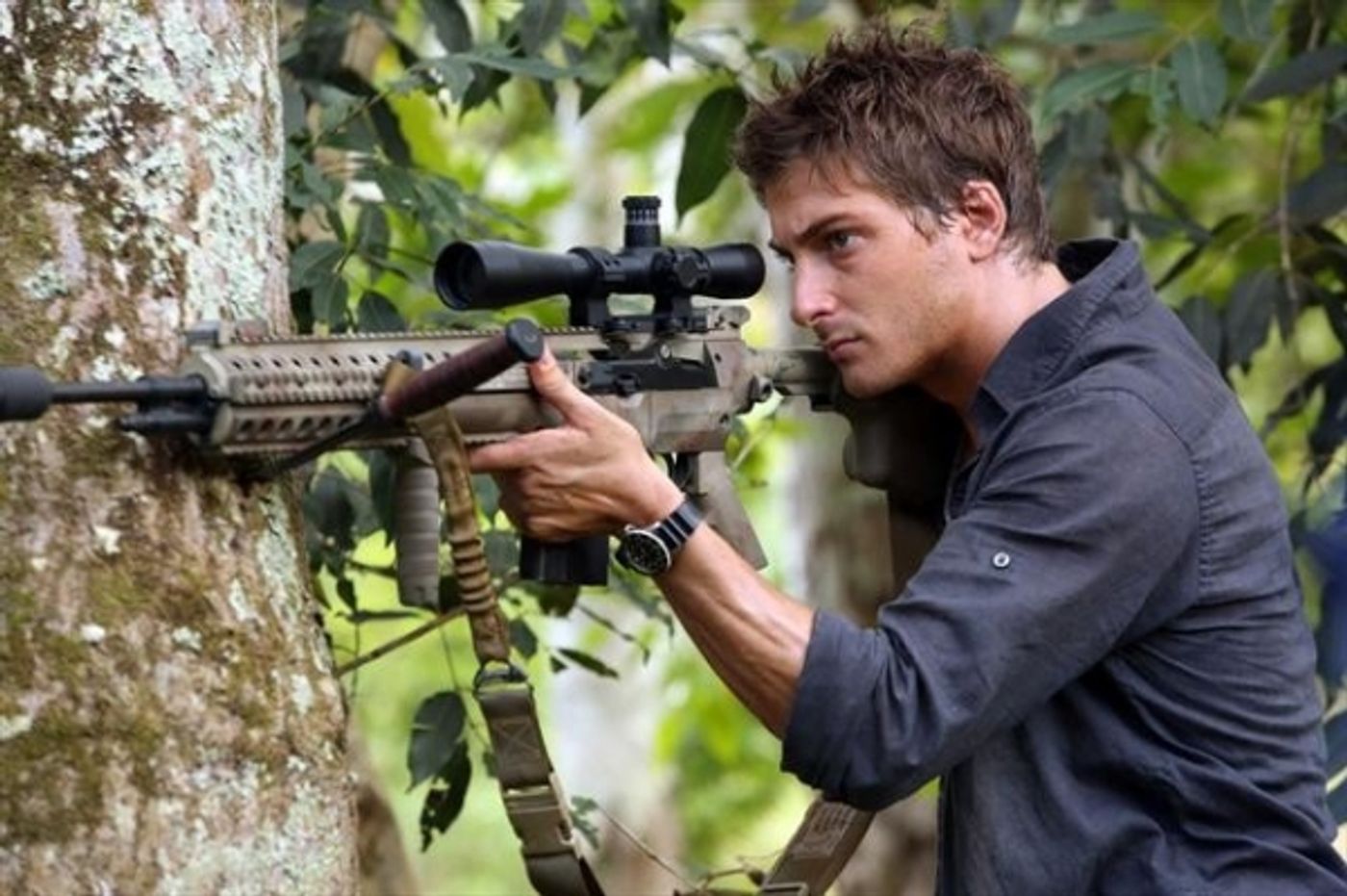 Photo Flash: First Look at LAST RESORT Series Finale; Airs 1/17  Image