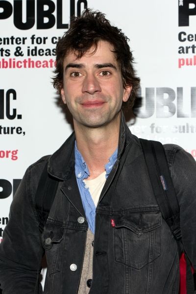 Hamish Linklater Photo