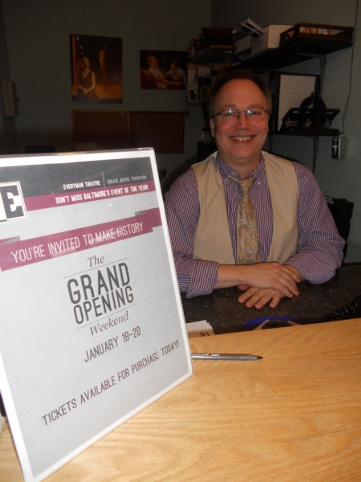 Photo Flash: Everyman Theatre's IT'S A WRAP Party  Image