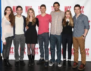 Lauren Culpepper, Evan Jonigkeit, Aleque Reid, Matt Lauria, Kobi Libii,  Zosia Mamet  Photo