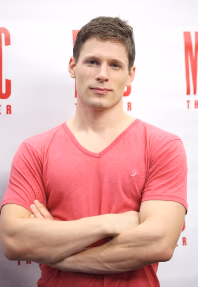 Matt Lauria  Photo