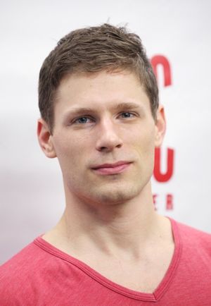 Matt Lauria  Photo
